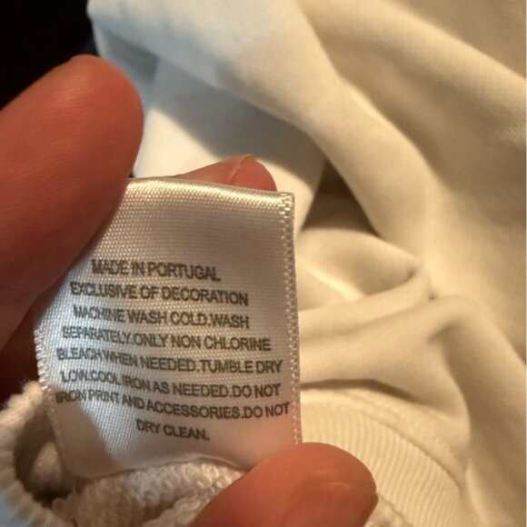 Ami Cream Sweater with Red Heart Patch - Picture 5 of 5